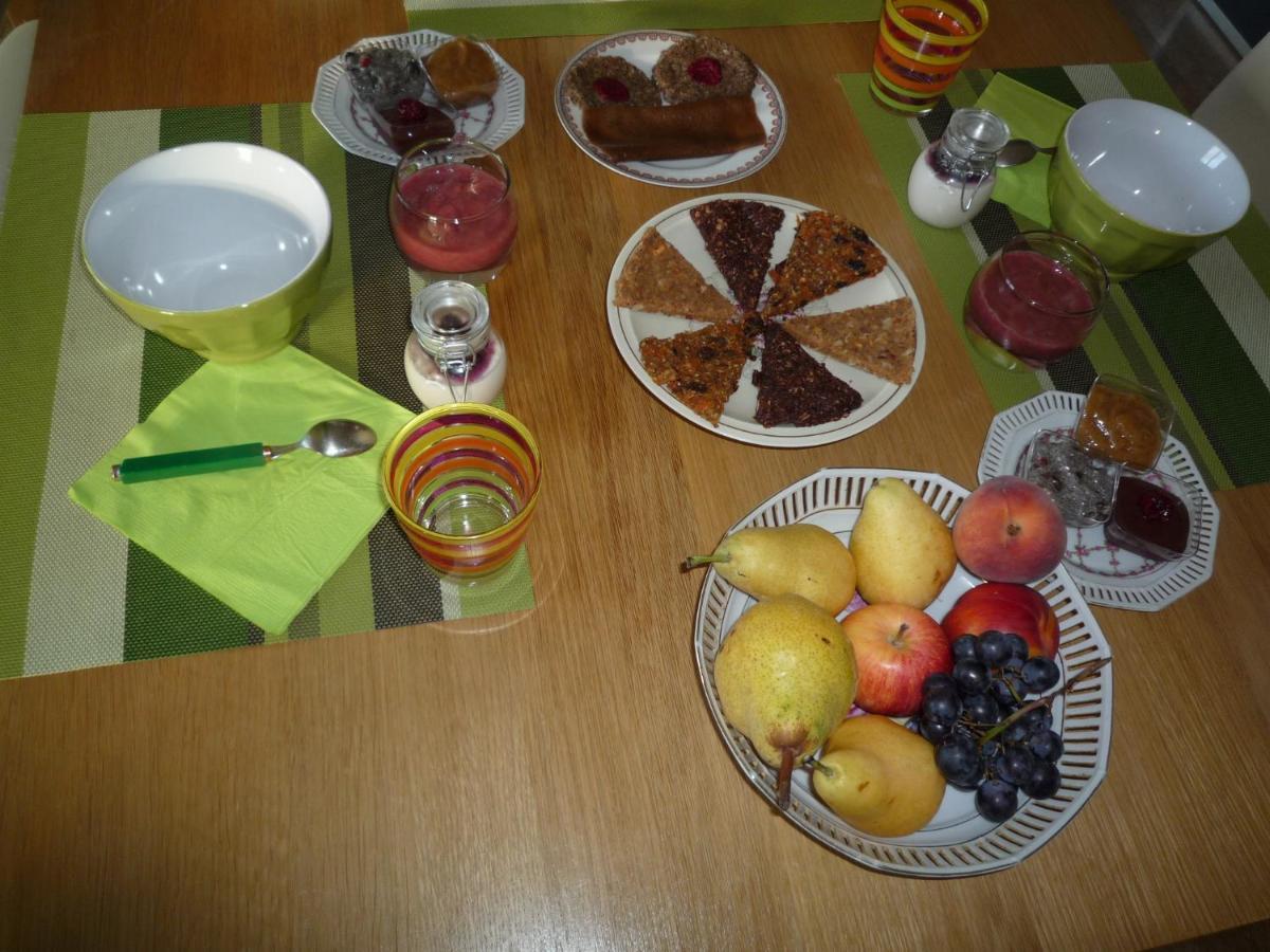 La Maison Des Bonheurs Bed & Breakfast Rillieux-la-Pape Dış mekan fotoğraf